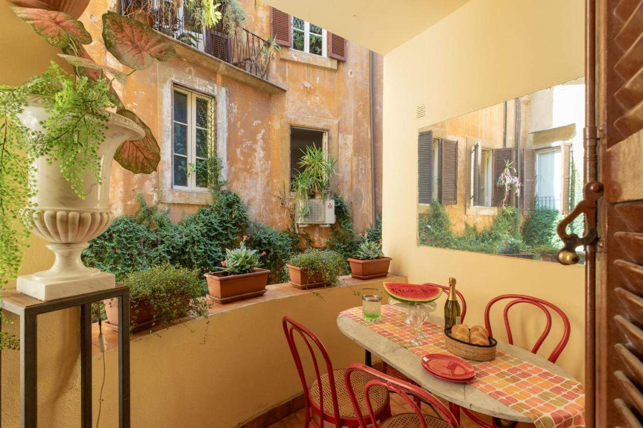 Iflat Red Roman Apartament Εξωτερικό φωτογραφία