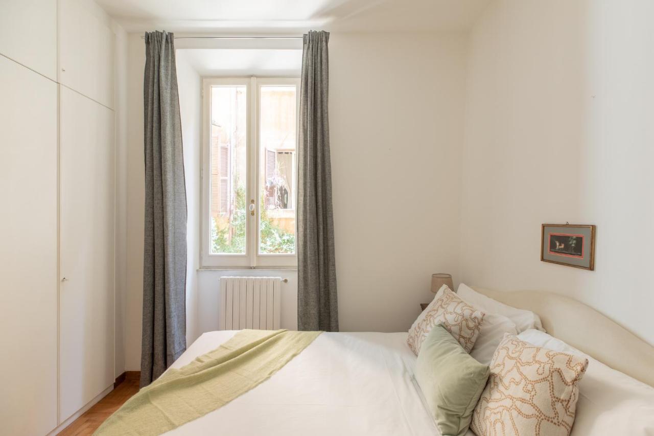 Iflat Red Roman Apartament Εξωτερικό φωτογραφία